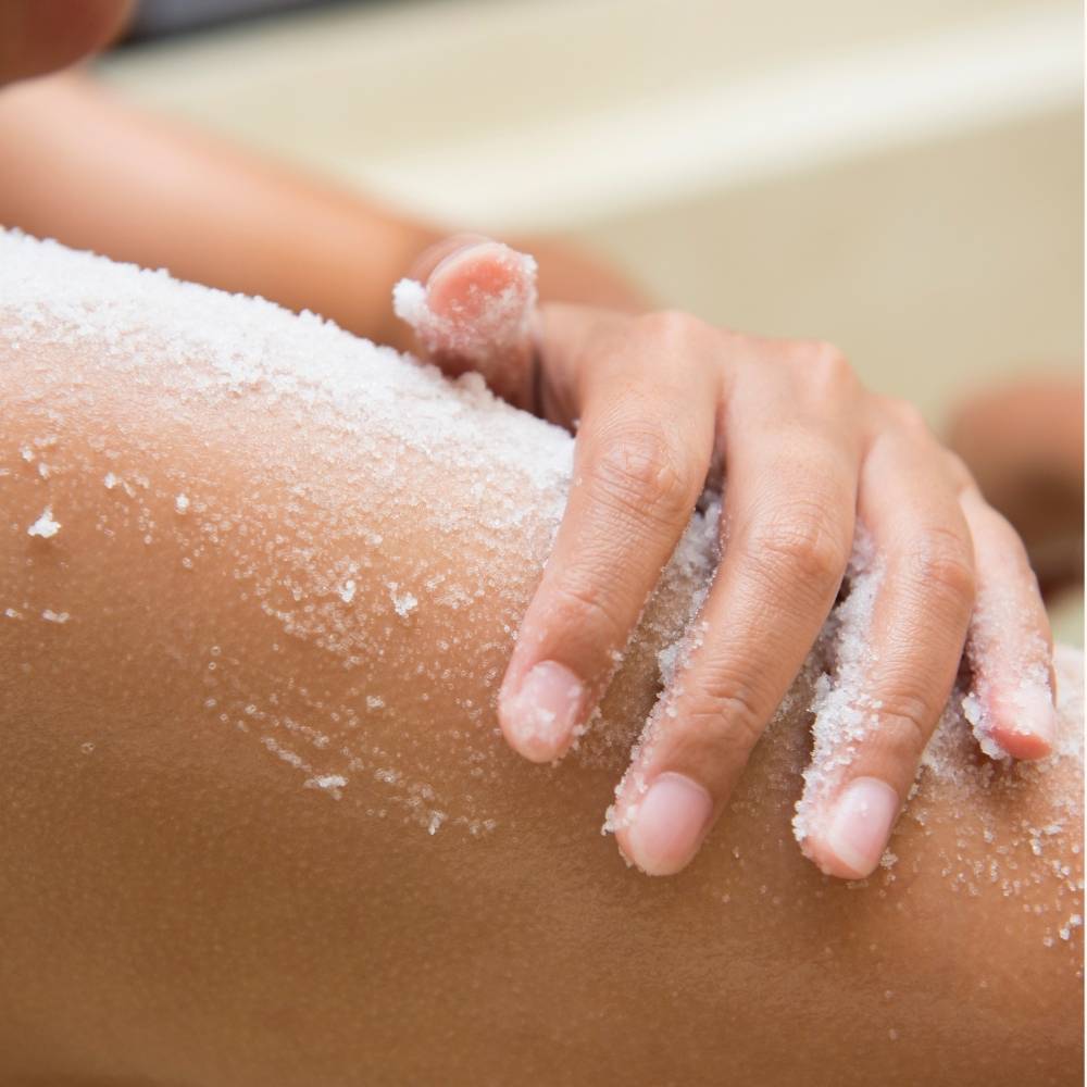 Best Body Scrub to Remove Dead Skin: Why Sugar Scrubs Are a Great Choice - Bella Forever