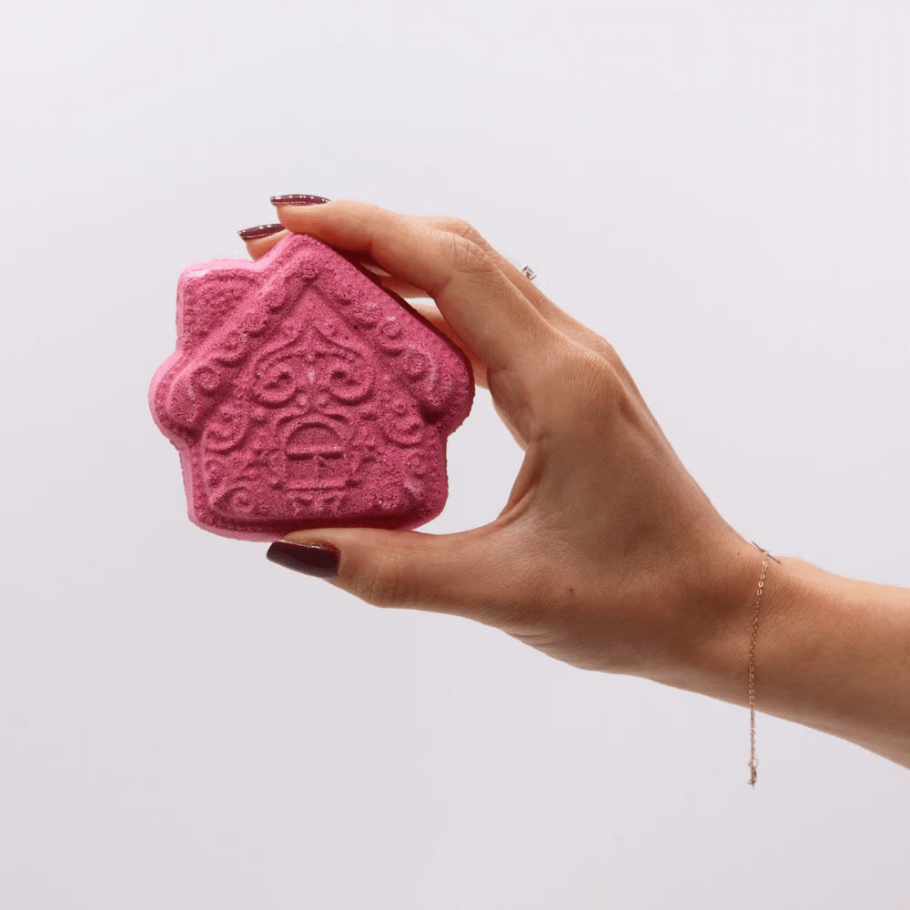 Gingerbread Town Christmas Bath Bomb Gift Pack - Bella Forever