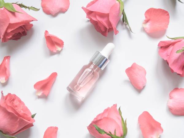 Benefits of Rose Water for Your Skin