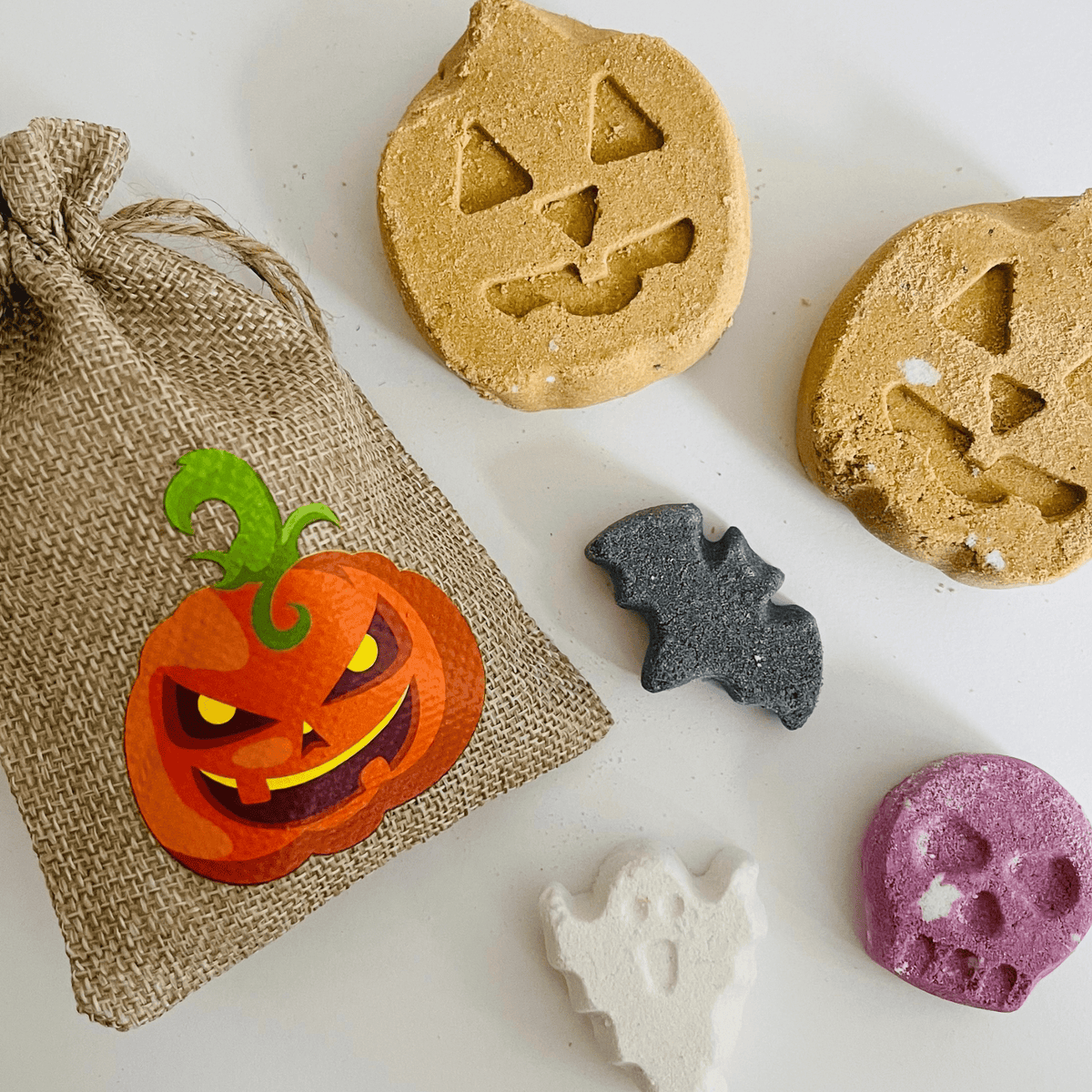 Halloween Bath Bombs - Bella Forever 