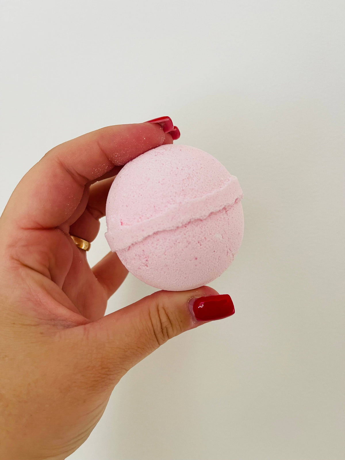 Bath Bomb for Sensitive Skin – Sacred Serenity with Frankincense & Rose - Bella Forever