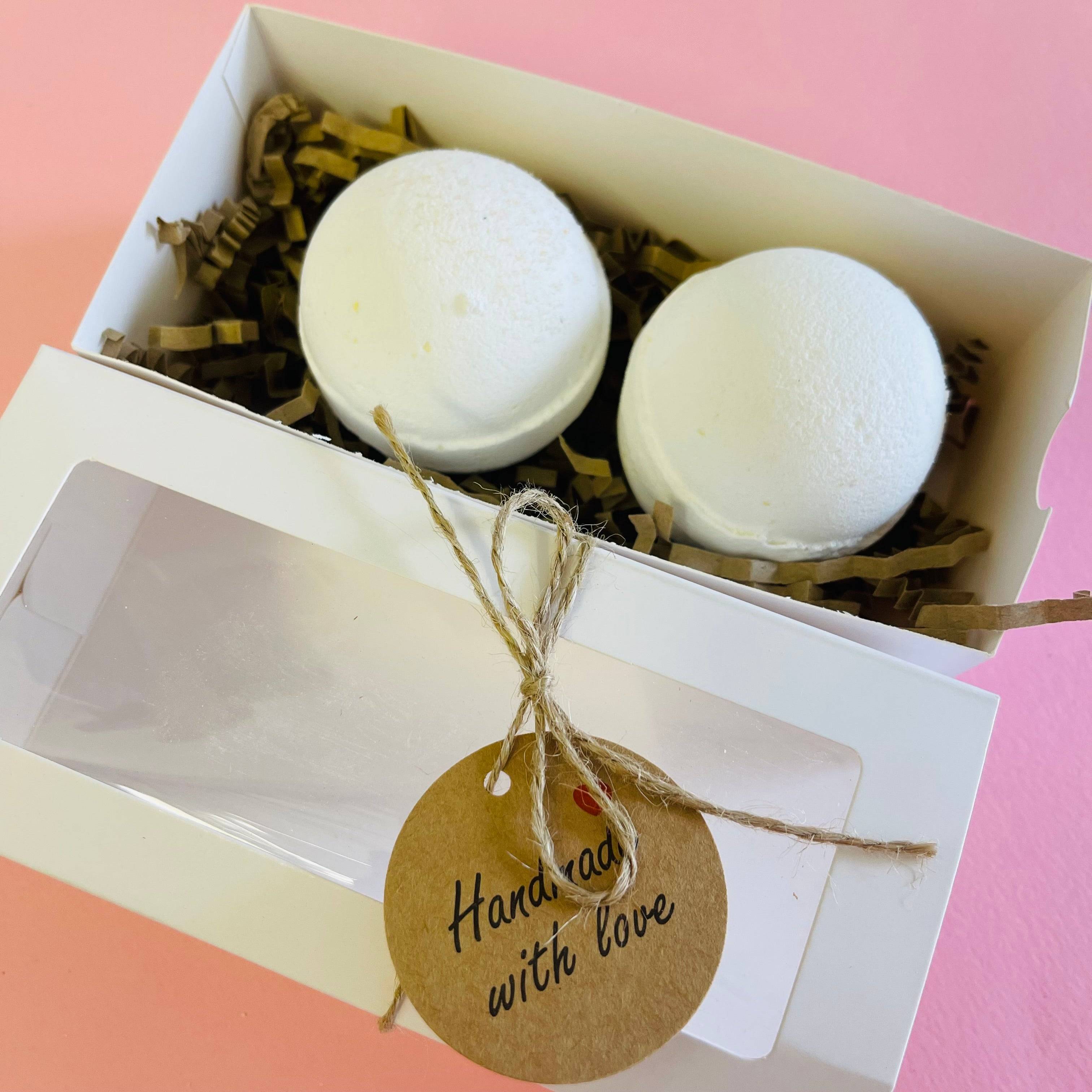 bath bomb set with custom message