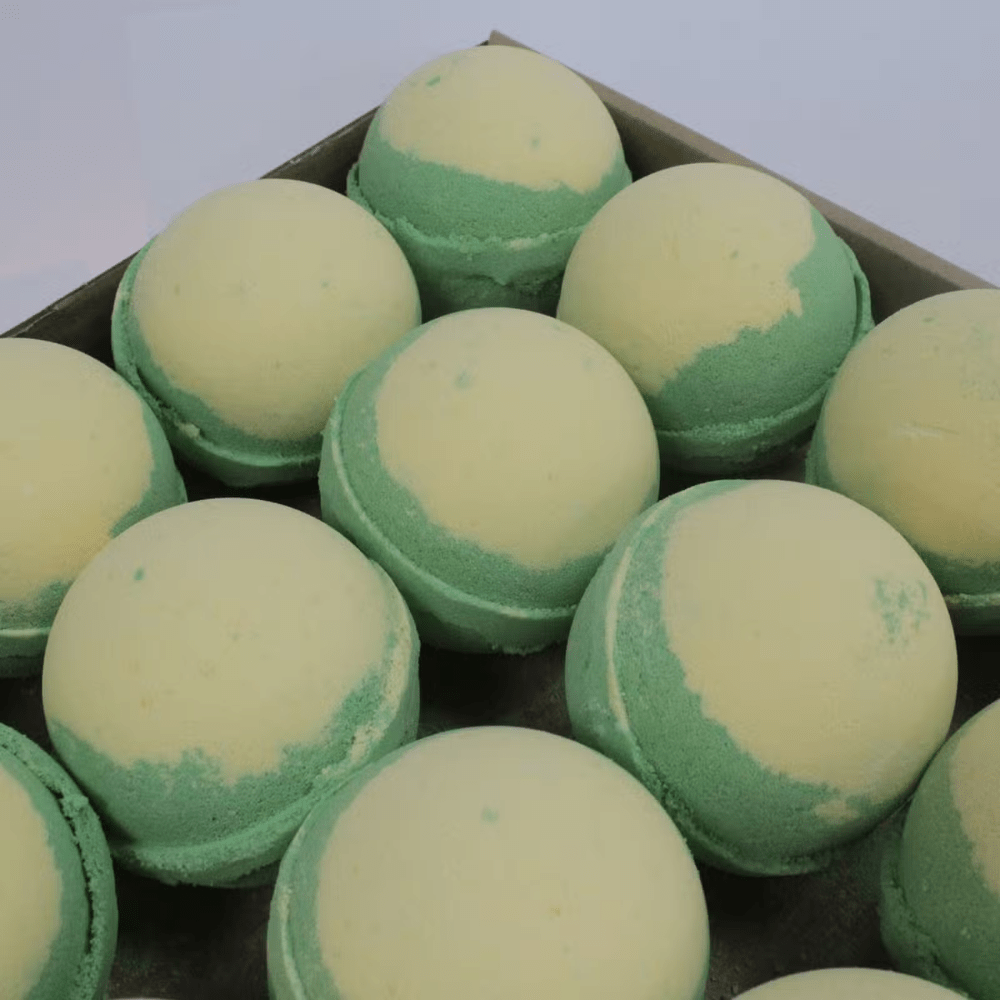 Set of 3 Apple Pie & Custard Jumbo Bath Bombs - Bella Forever