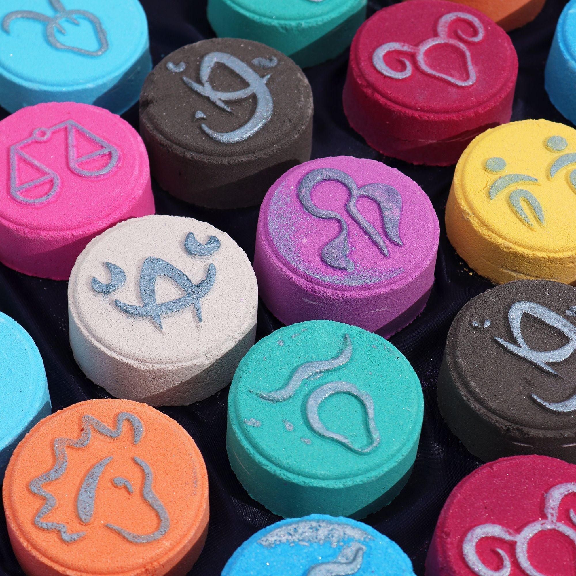 Zodiac Bath Fizzers with Horoscope - Aquarius