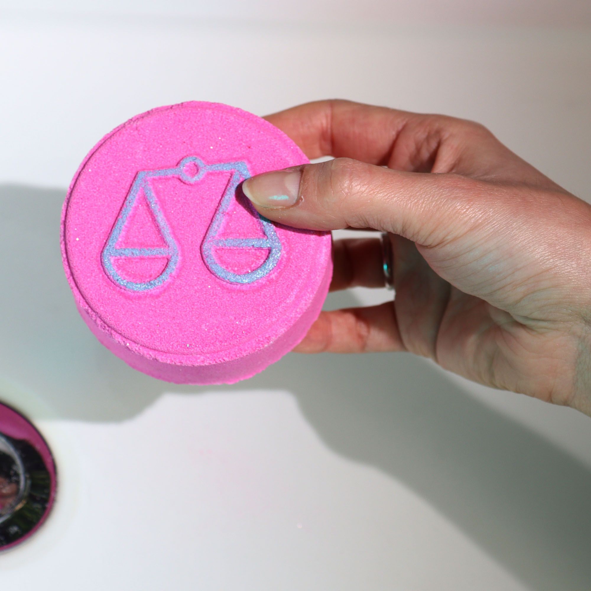 Zodiac Bath Fizzers with Horoscope - Libra